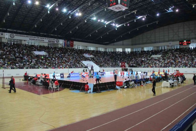 Cev Altın Lig: Türkiye: 3 - Slovakya: 0