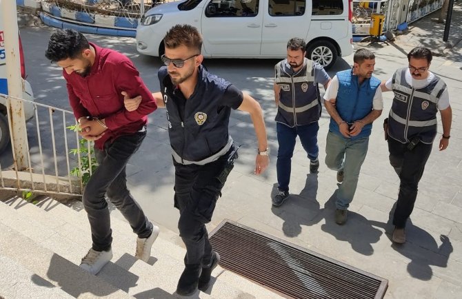 Uyuşturucu Maddeyle Yakalanan 3 Şahıs Tutuklandı
