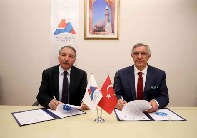 Ai̇çü İle Kırgızistan-türkiye Manas Üniversitesi Arasında Akademik İşbirliği Protokolü İmzalandı