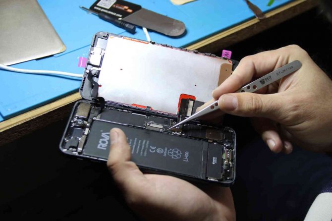 Sıcak Havalarda Pantolon Cebinde Telefon Taşımak Büyük Risk Oluşturuyor