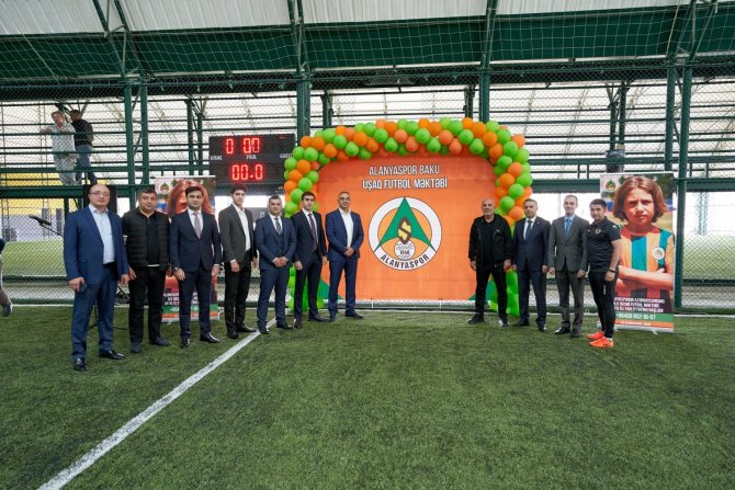 Alanyaspor, Bakü’de Futbol Okulu Açtı