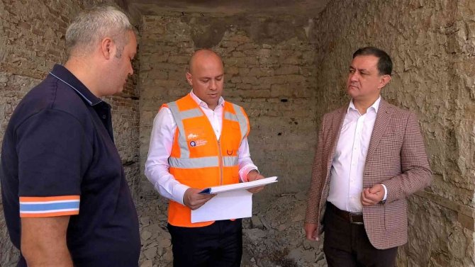 Elmalı Eski Hal Binası Kadın Emeği Üretim Atölyesi’ne Dönüşecek