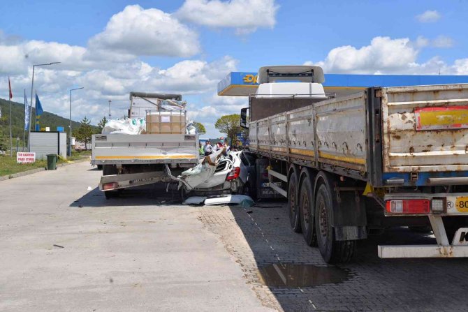 Bolu’da 3 Kişinin Öldüğü Trafik Kazası Kamerada