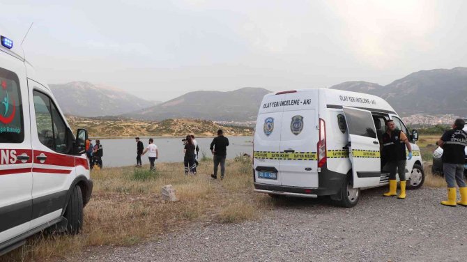 Baraj Gölünde Erkek Cesedi Bulundu