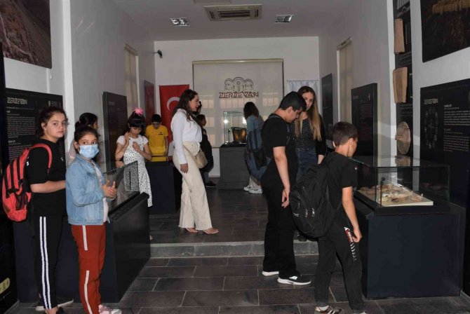 Diyarbakır’da Öğrenciler Arkeoloji Müzesi’ni Gezdi