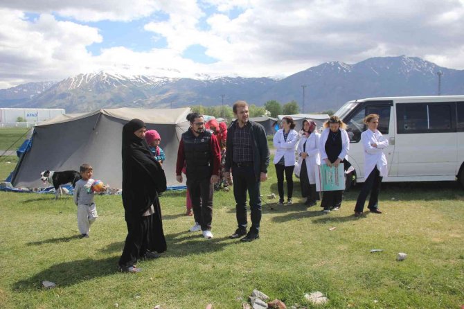 Mevsimlik Tarım İşçileri Keneye Karşı Bilgilendirildi