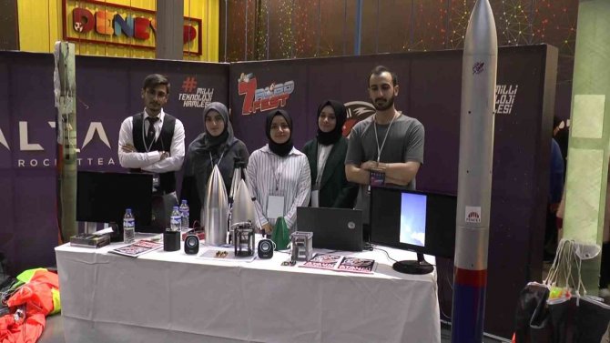 Ürettikleri Paraşütlü Roket ‘Pençe-3’le Amerika’da Yarışacaklar