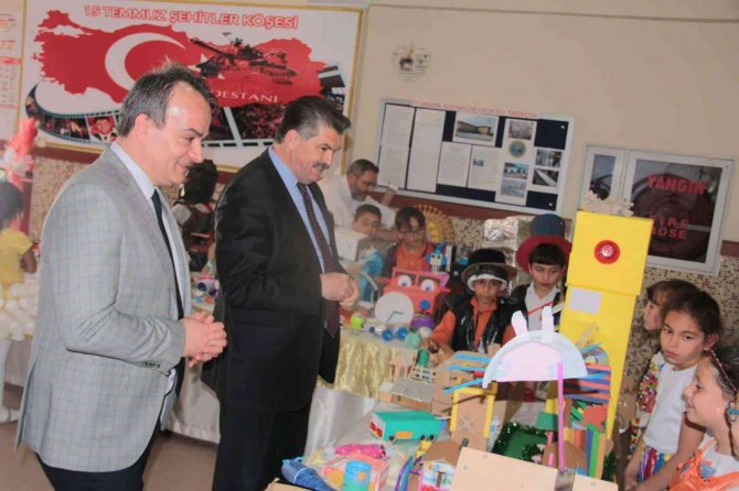 İ̇lkokulda Kütüphane Açılışı Gerçekleşti