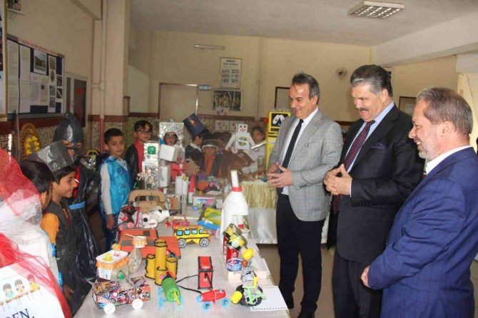 İ̇lkokulda Kütüphane Açılışı Gerçekleşti