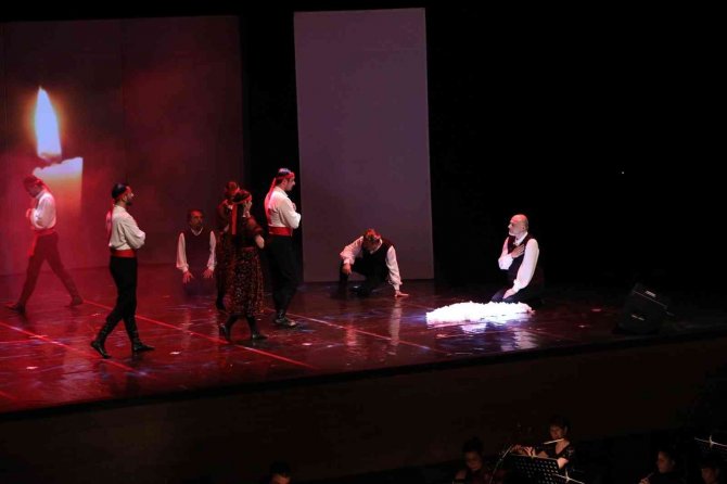 Gaziantep Opera Ve Bale Festivalinin Kapanışı ’’Memleketim’’ Müzikaliyle Oldu