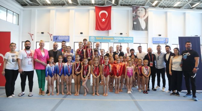 Minik Cimnastikçiler Nilüfer’de Yarıştı