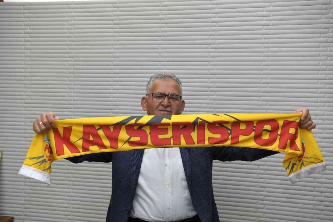 Büyükkılıç: "Kayserispor’umuza Kupa Finalinde Başarılar Diliyorum"