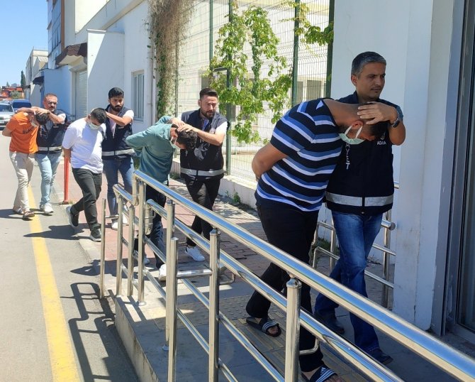 Kadın Kılığına Girip Kızının Sevgilisine Randevu Veren Baba Öldürüldü