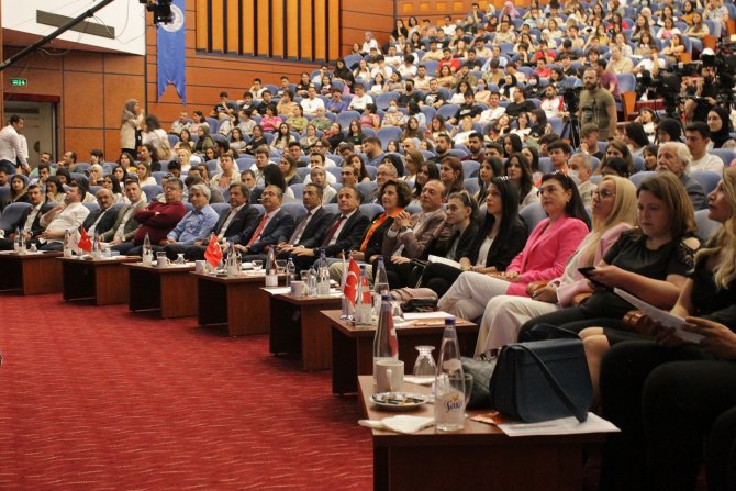 İ̇ş Dünyasındaki Hedefler Liderlik Konferansında Ele Alındı