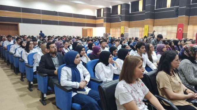 Siirt’te Gastronomi Paneli Düzenlendi