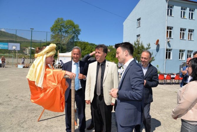 Türkeli’de Okulda Bilim Fuarı