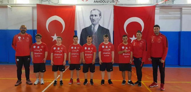 Down Sendromlular Basketbol Milli Takımı Eskişehir’de Kampa Girdi