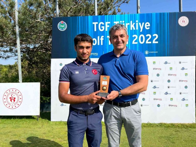 2022 Tgf Türkiye Golf Turu Şampiyonları İ̇brahim Tarık Aslan Ve İ̇rem Demir
