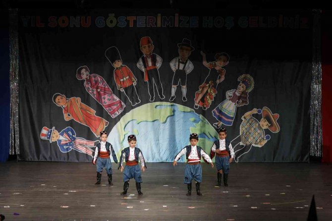 Yenimahalle Kreşlerinde Yıl Sonu Coşkusu