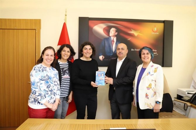 Dünyaca Ünlü Kalp Cerrahı Dr. Gürsoy’dan Hekim Ve Gençlere: “Avrupa Eskisi Gibi Değil, Türkiye’nin Değerini Bilin”