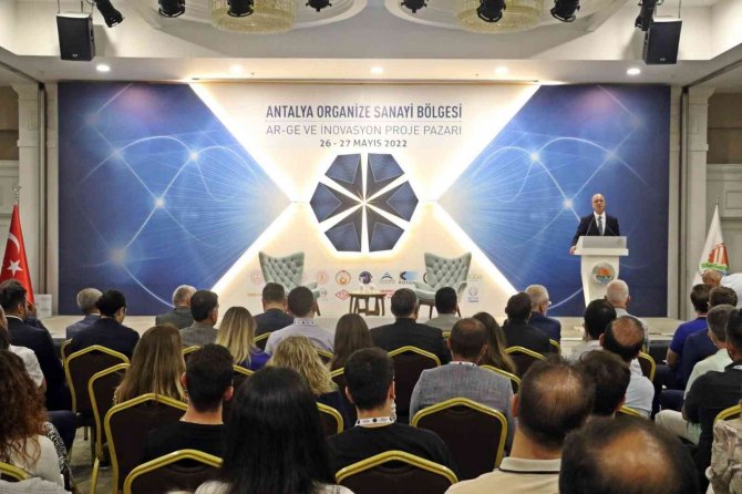 Antalya Osb’de Ar-ge Ve İ̇novasyon Proje Pazarı Açıldı