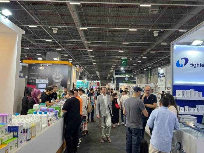Ağız Ve Diş Sağlığı Sektörünün Kalbi İ̇stanbul’da Atıyor