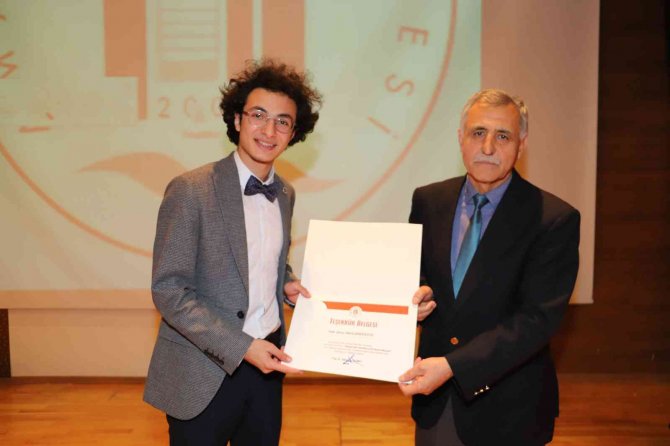 Amasyalı Yavuz’un Projesine Abd’de İki Ödül