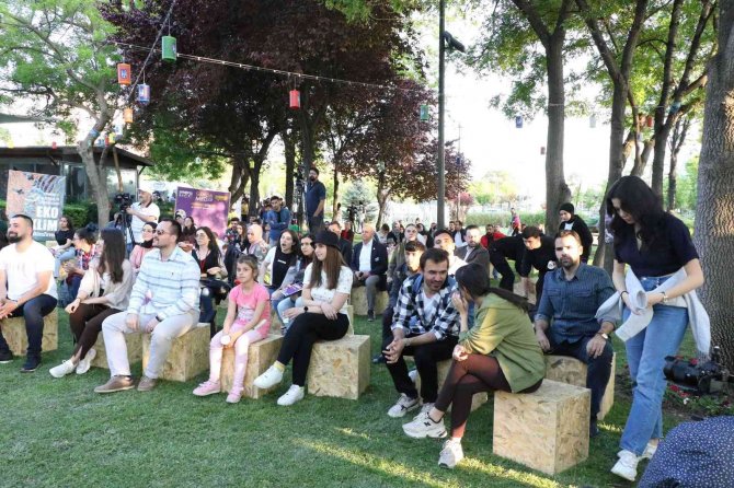Gençler, İklimin Geleceğini Konuştu