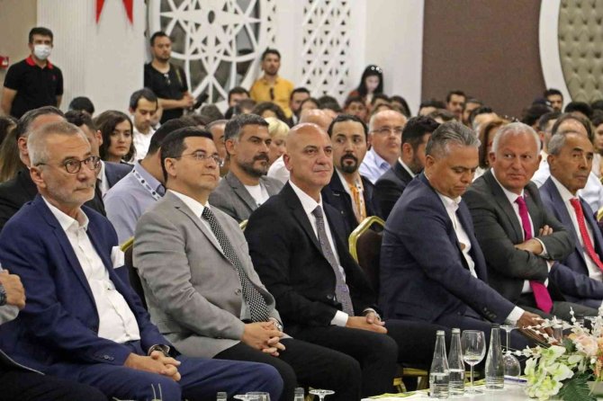 Antalya Osb’de Ar-ge Ve İ̇novasyon Proje Pazarı Açıldı