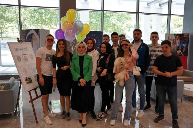 Optisyenlik Bölümü Öğrencileri, Renk Körlüğüne Ve Erken Göz Muayenesinin Önemine Dikkat Çekti