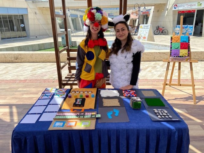 Buharkent Myo Ürünlerini Adü Çarşı’da Sergiledi