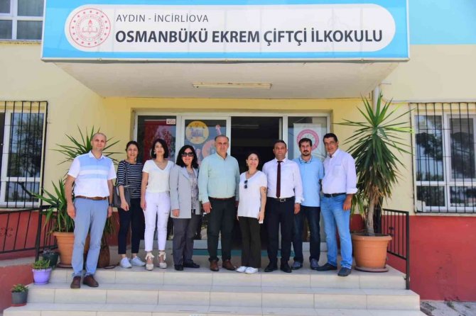 Okul Aile Birliği’nden Başkan Kaya’ya Plaket