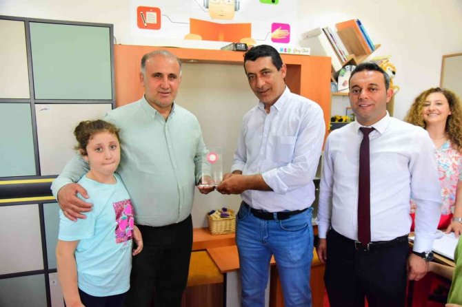 Okul Aile Birliği’nden Başkan Kaya’ya Plaket