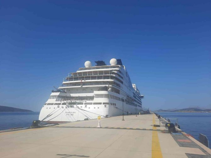 Dev Yolcu Gemisi 268 Yolcusuyla Bodrum’a Geldi