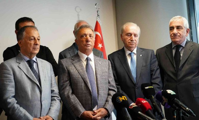 Ahmet Nur Çebi Listesini Teslim Etti