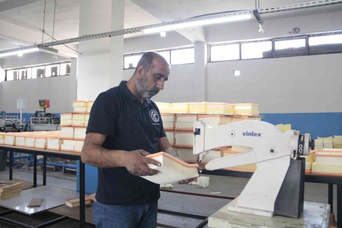 Bitlis’ten Yurtdışına Yerli Filtre İhracatı