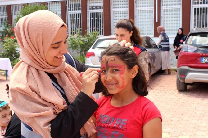 Gönüllü Gençlerden İçleri Isıtan Etkinlik