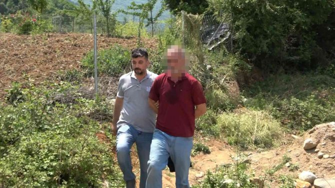 Yakalanacağını Anlayınca Polise Kurşun Yağdırdı