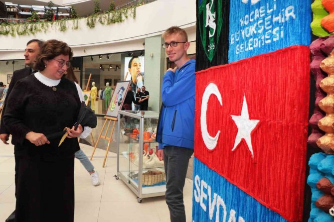 Özel Öğrencilerden Sanat Sergisi