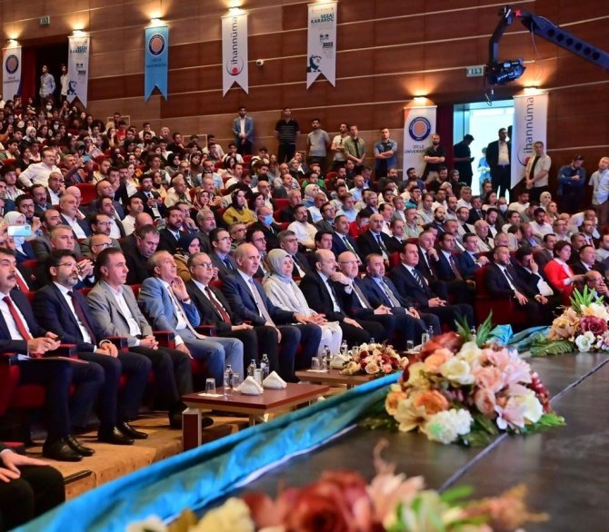 Ak Parti Genel Başkanvekili Kurtulmuş: “Sezai Karakoç Diriliş Cephesinin Amansız Yılmaz Bir Savaşçısı”