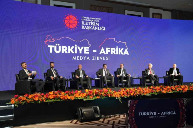 Türkiye-afrika Medya Zirvesi’nde Türk Şirketlerinin Afrika’daki Yatırımlarına Dikkat Çekildi