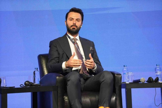 Türkiye-afrika Medya Zirvesi’nde Türk Şirketlerinin Afrika’daki Yatırımlarına Dikkat Çekildi