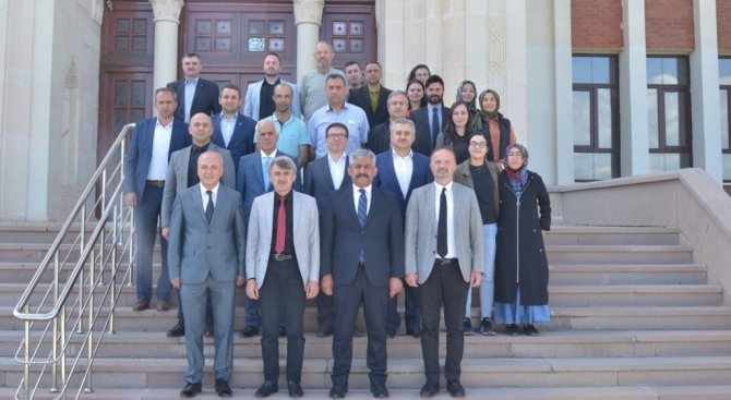 Dpü Lisansüstü Eğitim Enstitüsü’nde Görev Değişimi