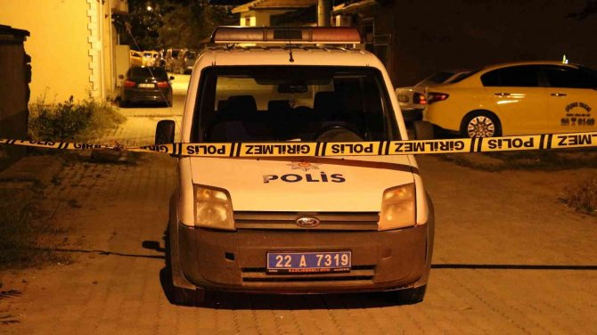 Edirne’de Gündüz Başlayan Tartışma Gece Kanlı Bitti: 4 Yaralı