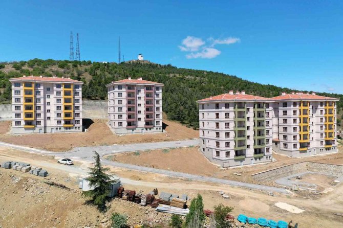 “Altın Şehir” Yükseliyor