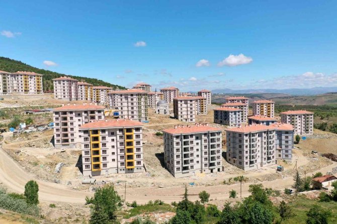 “Altın Şehir” Yükseliyor
