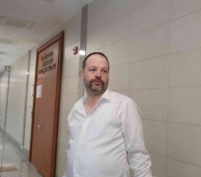 Gazeteci Fatih Tezcan Hakimleri Hedef Gösterdiği İddiasıyla Hakim Karşısında