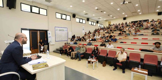 “Mavi Marmara” Hukuk Bağlamında Anlatıldı