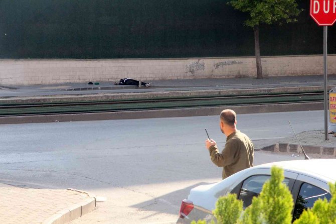 Gaziantep’te Etkisiz Hale Getirilen Şahıs Hastaneye Kaldırıldı