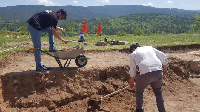 5 Bin 500 Yıllık Hadrianaupolis’te Roma Kalesi Olduğu Düşünülen Alanda Sur Kazıları Yapılacak